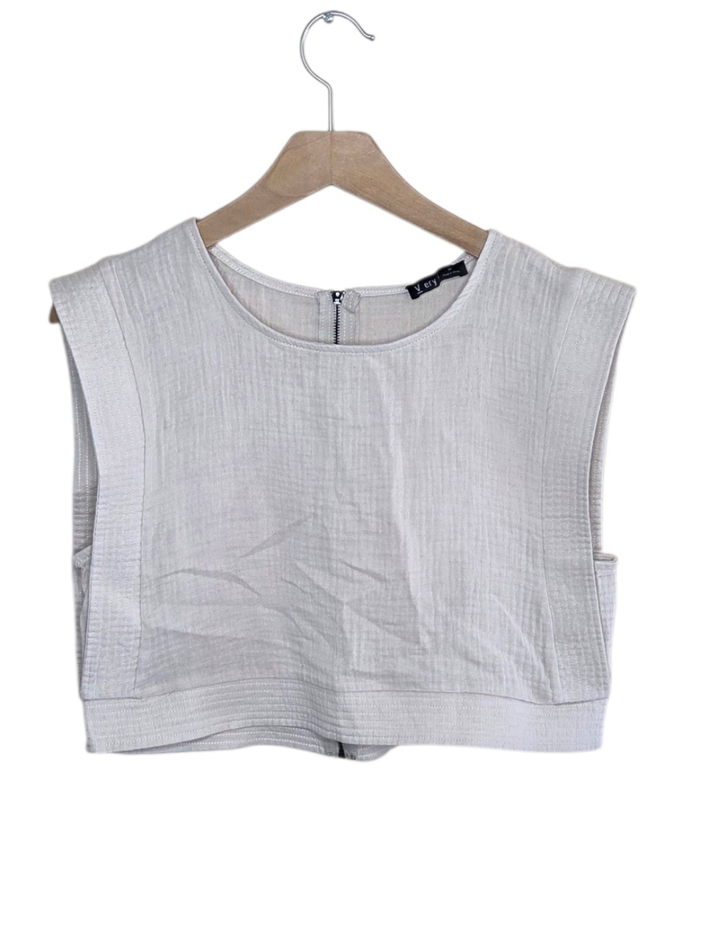 Very J Beige Textured Boxy Crop Sleeveless Top Size Medium Summer Coastal Vacay